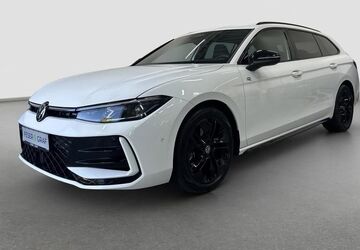 VW Passat 12.530 km 41.690 &euro; Fürth 90763