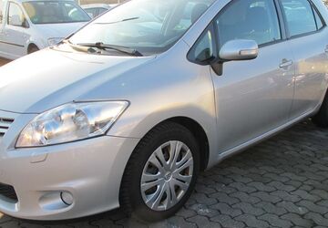 Toyota Auris 212.000 km 4.990 &euro; Nürnberg 90439