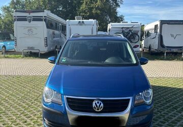 VW Touran 206.000 km 3.000 &euro; Nürnberg 90408