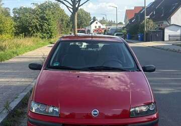 Fiat Punto 90.000 km 2.600 &euro; Nürnberg 90455