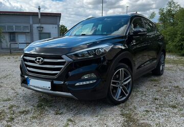 Hyundai TUCSON 62.000 km 15.900 &euro; Schwabach 91126