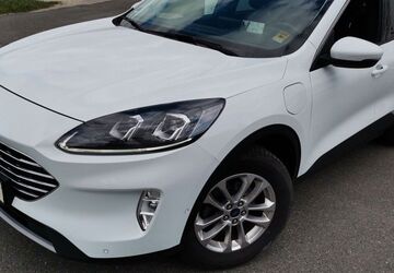 Ford Kuga 66.150 km 19.599 &euro; Fürth 90762