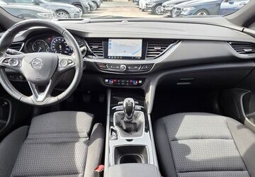 Opel Insignia 124.573 km 12.790 &euro; Fürth 90763