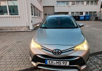Toyota Avensis 175.000 km 8.200 &euro; Erlangen 91052