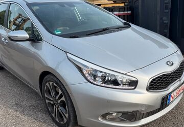 Kia ceed / Ceed 102.400 km 8.900 &euro; Nürnberg 90441
