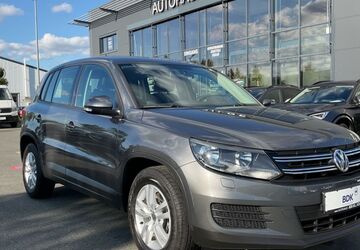 VW Tiguan 98.205 km 9.977 &euro; Fürth 90763