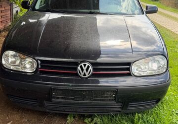 VW Golf 330.000 km 1.300 &euro; Nürnberg 90453