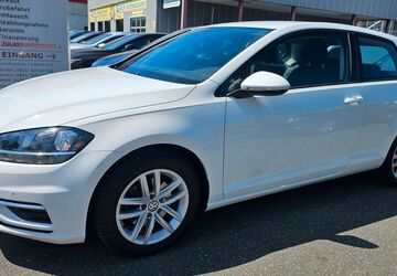 VW Golf 104.213 km 13.970 &euro; Fürth 90763