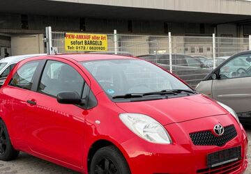 Toyota Yaris 147.855 km 1.399 &euro; Nürnberg 90439
