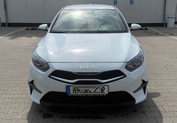 Kia ceed / Ceed 38.000 km 17.490 &euro; Erlangen 91058
