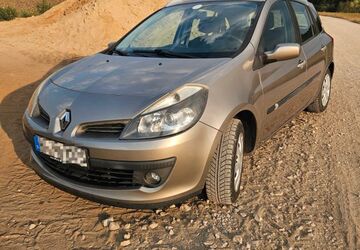 Renault Clio 128.000 km 2.750 &euro; Pettstadt 96175