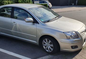 Toyota Avensis 164.000 km 4.980 &euro; Erlangen 91052