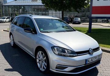 VW Golf 124.200 km 14.100 &euro; Nuernberg 90449