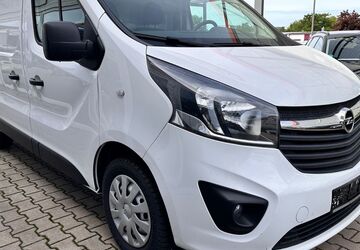 Opel Vivaro 171.826 km 8.999 &euro; Zirndorf 90513