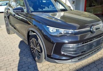 VW Tiguan 16.400 km 39.990 &euro; Schwabach 91126