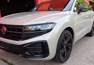 VW Touareg 19.000 km 76.950 &euro; Nürnberg 90431