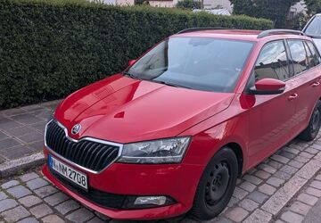 Skoda Fabia 53.000 km 12.750 &euro; Nürnberg 90451