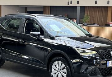 Seat Arona 88.942 km 13.740 &euro; Cadolzburg bei Nürnberg 90556