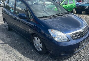 Toyota Corolla Verso 216.000 km 1.800 &euro; Fürth 90763