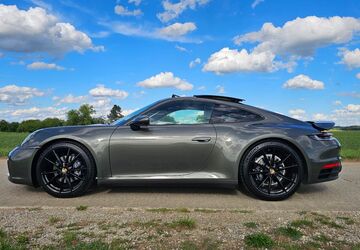 Porsche 992 18.980 km 126.900 &euro; Fürth 90762