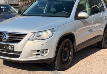 VW Tiguan 182.585 km 4.900 &euro; Erlangen 91056