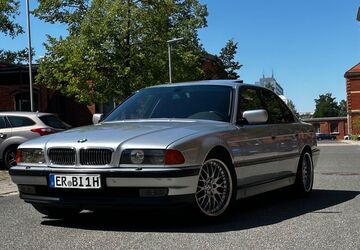 BMW 735 223.000 km 17.290 &euro; Erlangen 91052