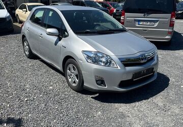 Toyota Auris 163.000 km 4.300 &euro; Fürth 90763