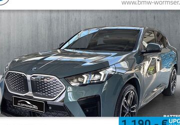 BMW iX2 13.423 km 51.700 &euro; Erlangen 91058