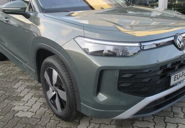 VW Tayron 4.800 km 47.160 &euro; Erlangen 91052