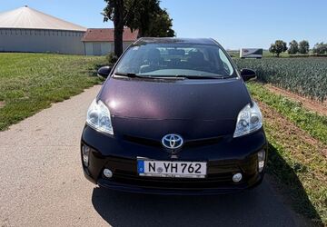 Toyota Prius 124.800 km 11.000 &euro; Nürnberg 90427