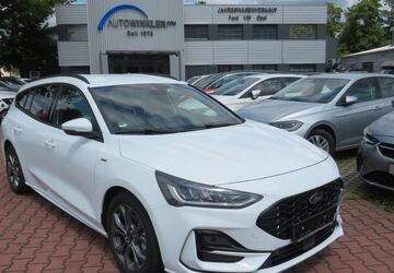 Ford Focus 9.990 km 28.990 &euro; Nürnberg 90431