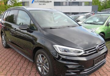 VW Touran 27.811 km 29.888 &euro; Nürnberg 90431