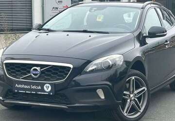 Volvo V40 Cross Country 222.000 km 7.990 &euro; Fürth 90768