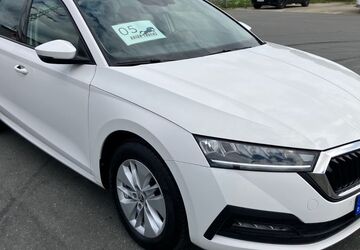 Skoda Octavia 128.230 km 14.699 &euro; Erlangen 91056