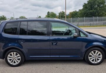 VW Touran 145.000 km 7.590 &euro; Nürnberg 90480