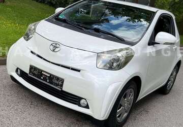 Toyota iQ 90.000 km 6.490 &euro; Nürnberg 90431