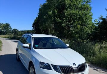 Skoda Octavia 269.000 km 8.200 &euro; Cadolzburg 90556