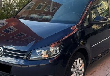 VW Touran 324.400 km 3.300 &euro; Nürnberg 90419