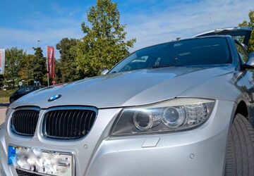 BMW 320 411.000 km 2.400 &euro; Erlangen 91052