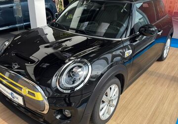 Mini Cooper SE 38.119 km 16.900 &euro; Erlangen 91058
