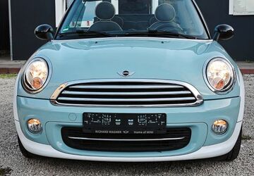 Mini Cooper Cabrio 75.498 km 9.800 &euro; Oberasbach 90522