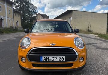 Mini ONE 92.334 km 7.900 &euro; Nürnberg 90402