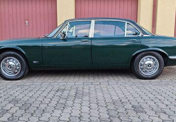 Jaguar XJ12 61.770 km 22.900 &euro; Nürnberg 90425