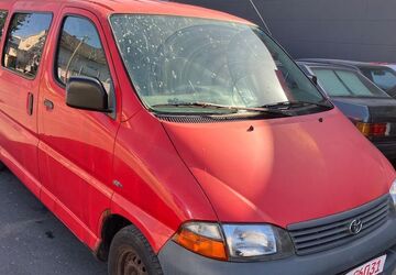 Toyota Hiace 350.500 km 6.850 &euro; Fürth 90763