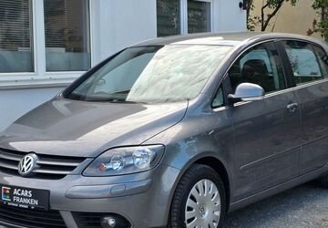 VW Golf 81.600 km 4.999 &euro; Oberasbach 90522
