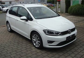 VW Golf Sportsvan 105.300 km 10.900 &euro; Fürth 90763