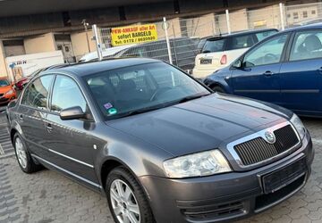 Skoda Superb 190.564 km 1.499 &euro; Nürnberg 90439