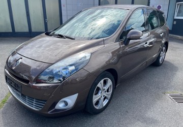 Renault Scenic 144.000 km 2.950 &euro; Nürnberg 90431
