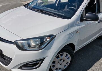 Hyundai i20 186.700 km 2.599 &euro; Fürth 90762
