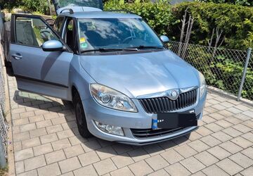 Skoda Fabia 137.000 km 2.970 &euro; Nürnberg 90451